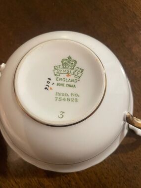 Aynsley Bone China Teacup - White with Gold Trim